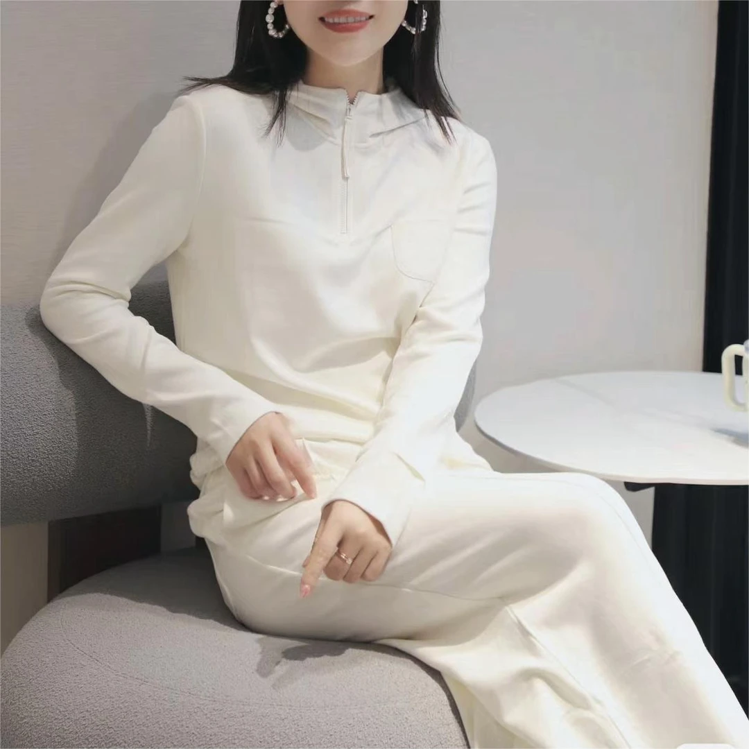 AMASS/阿玛施丘比特轻奢老钱风休闲百搭连帽德绒卫衣女5300662