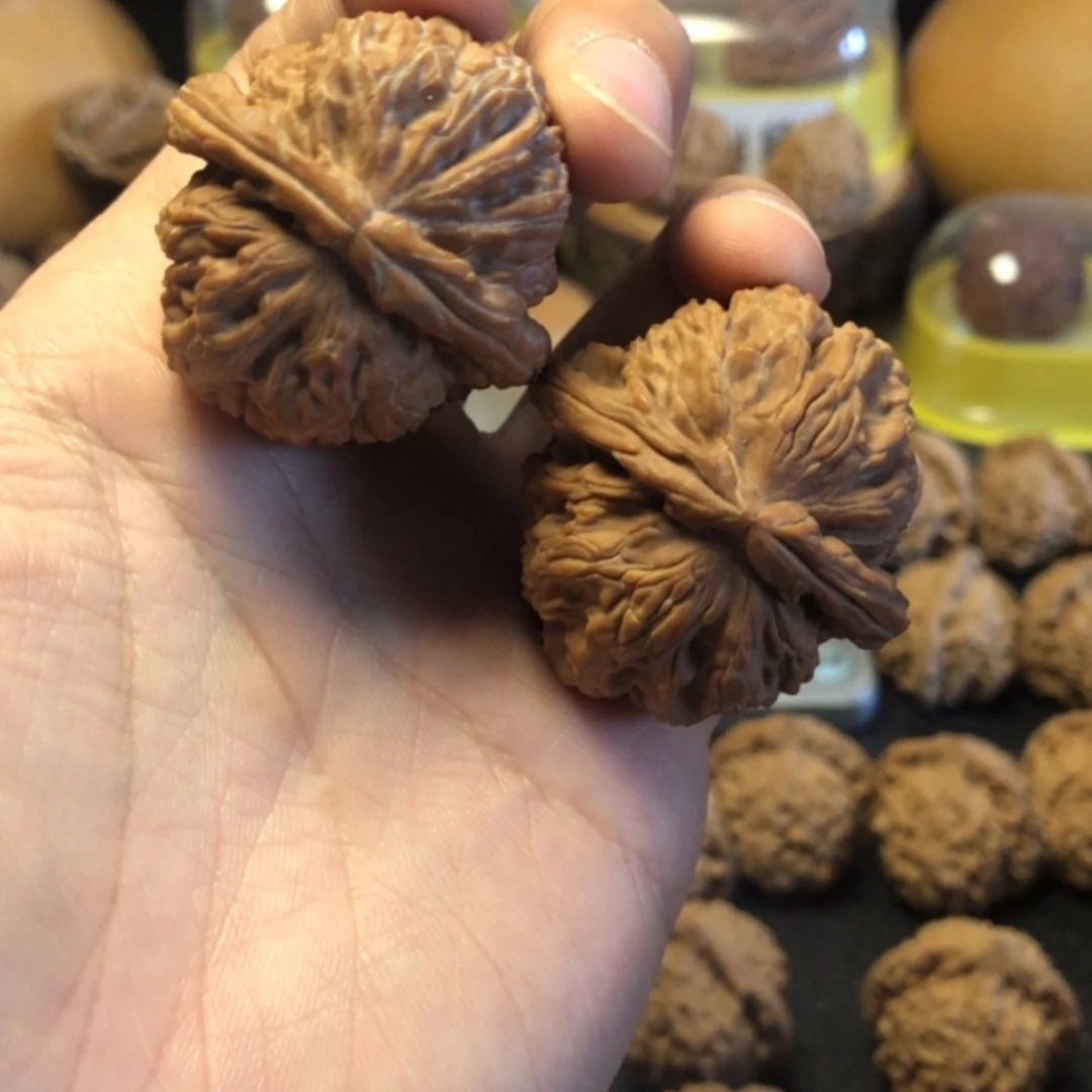 【闪购商品】桃核吊坠可*?