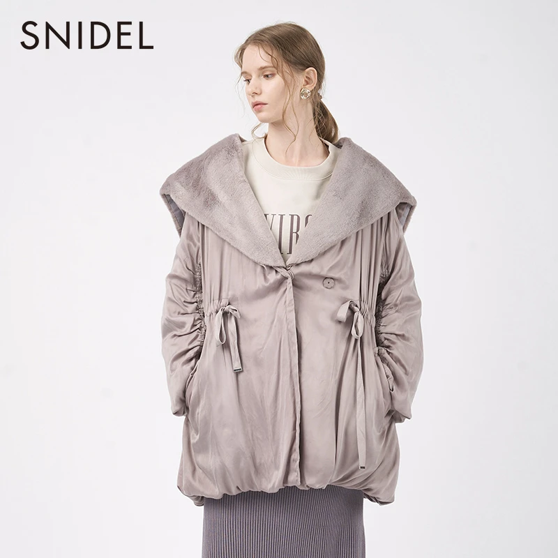 SNIDEL秋季新品时尚宽松缎面V字大翻领系带棉加厚大衣SWFC214191