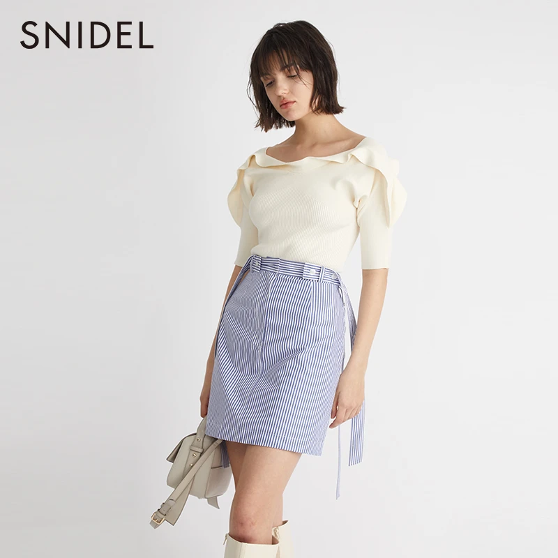 SNIDEL春夏新品极简主义纯色棉条纹纽扣腰带短裙SWFS221154