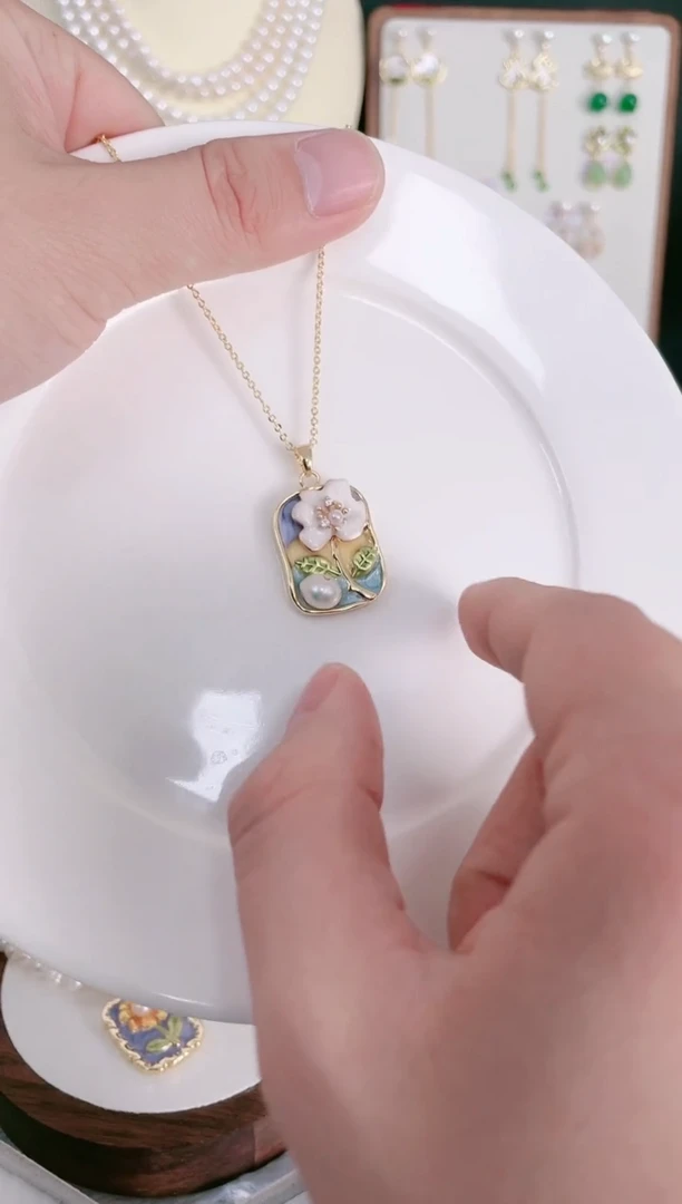 【闪购商品】淡水珍珠颈饰未镶嵌H050
