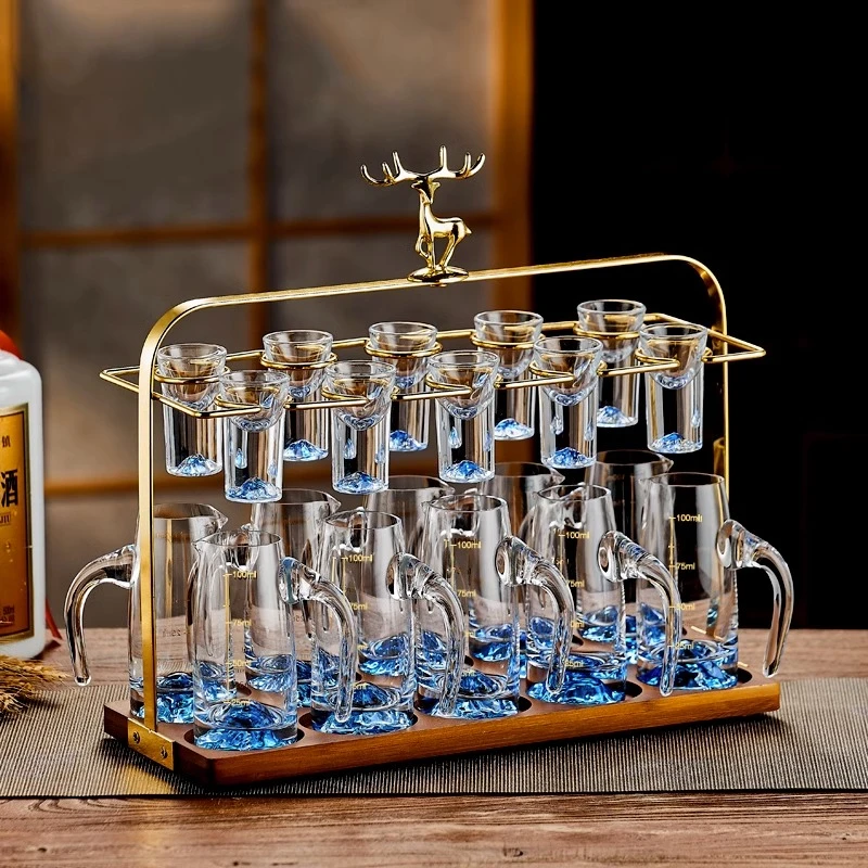 轻奢白酒杯套装创意水晶玻璃小酒杯中式家用一口杯高档白酒分酒器