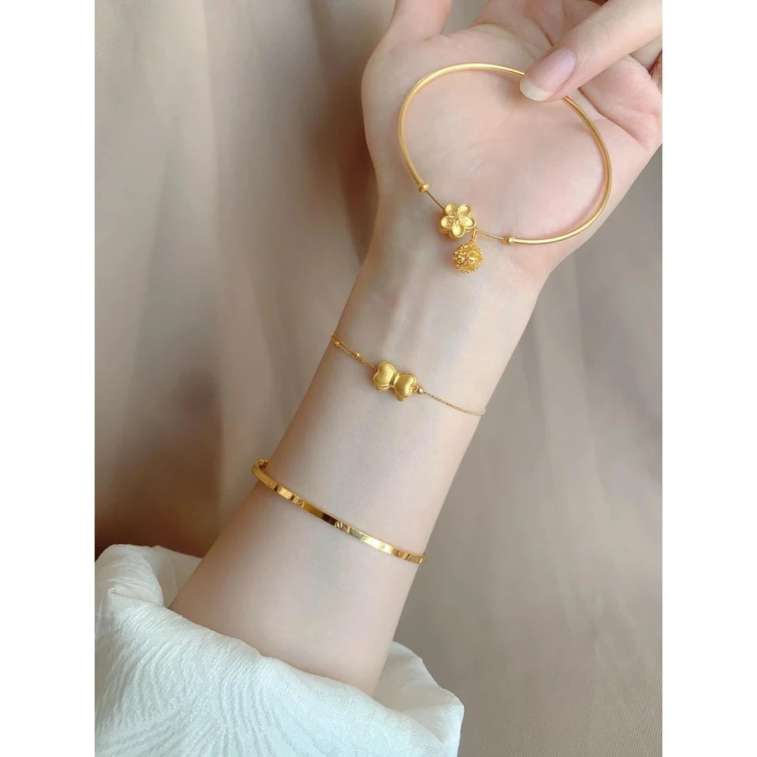 铁合金手镯 新款古法传承手链女轻奢小众精致手串叠戴手镯手饰高