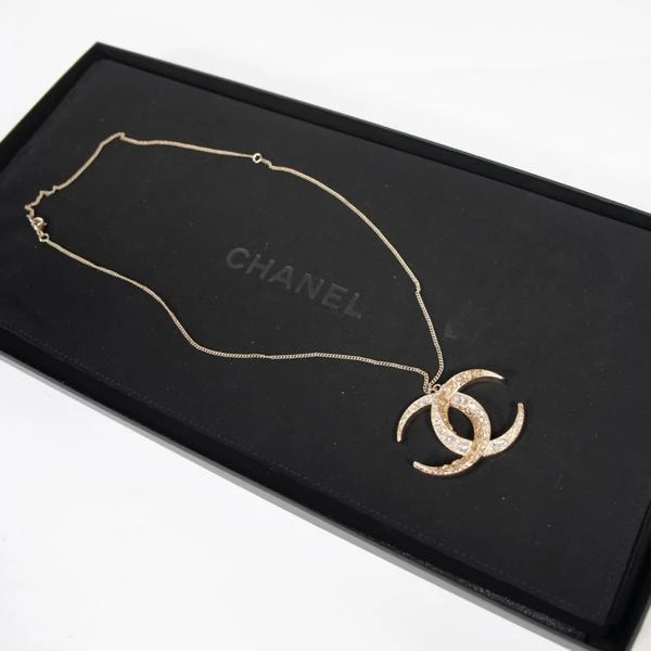 Chanel 迪拜自己闪钻双C吊坠项链