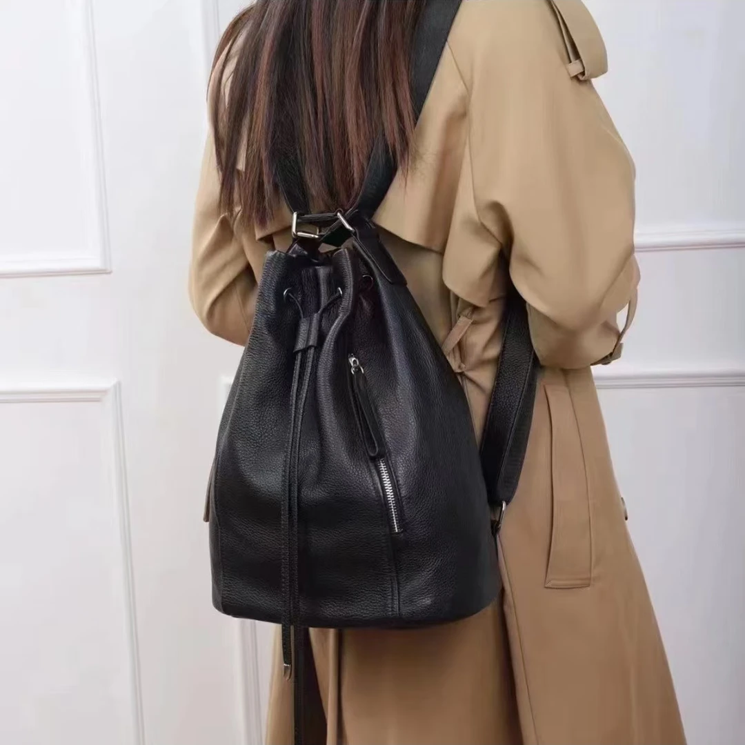 时尚休闲多功能三种背法水桶包气质百搭韩版双肩包女