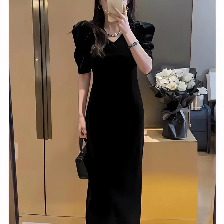 短袖2025春秋款韩式优雅名媛礼服裙V领泡泡袖丝绒显瘦开衩后妈裙