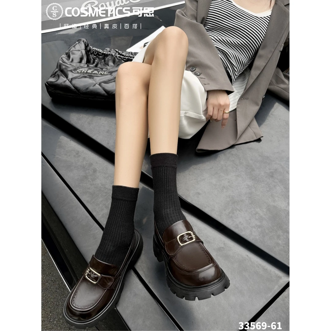 时尚简约百搭乐福鞋33569-61 44架（1）