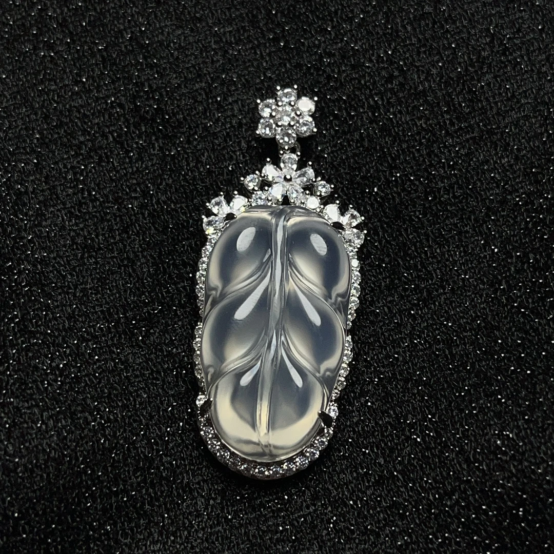 正品天然白玉髓树叶项链吊坠白玛瑙首饰中式气质春夏锁骨链饰品