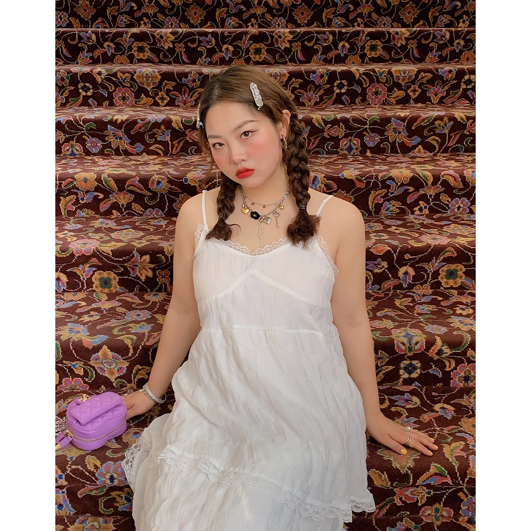 Dazi金大支连衣裙v领法式气质性感蛋糕吊带裙白色/碎花1563