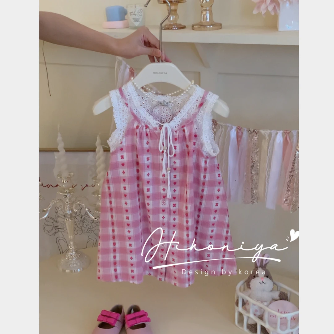 xian【草莓泡泡】三Hihoniya~2024夏款碎花公主格子粉色亲子连衣裙