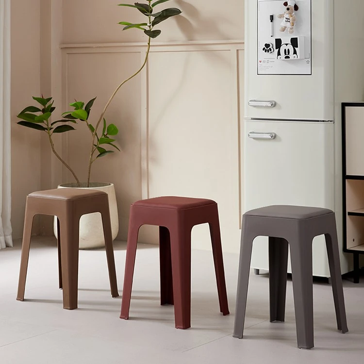 2把包邮塑料凳子家用加厚可叠放软包方凳客厅餐桌高板凳轻奢椅子