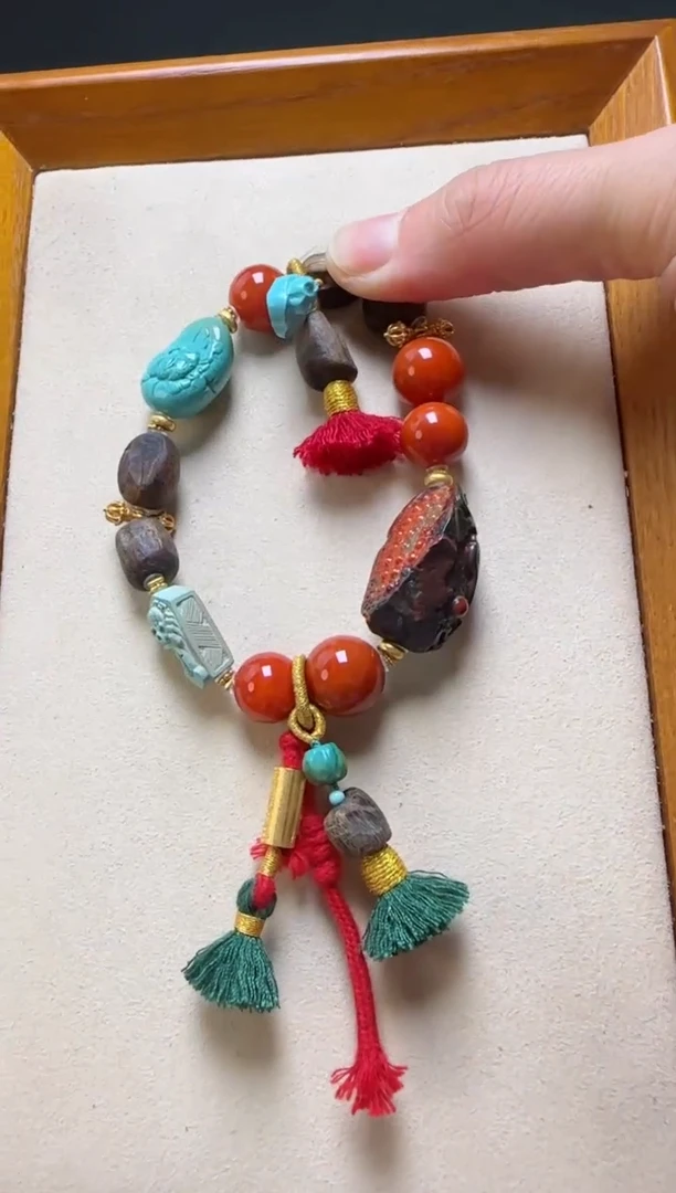 【闪购商品】南红玛瑙手串18K金镶嵌 时尚百搭B05437