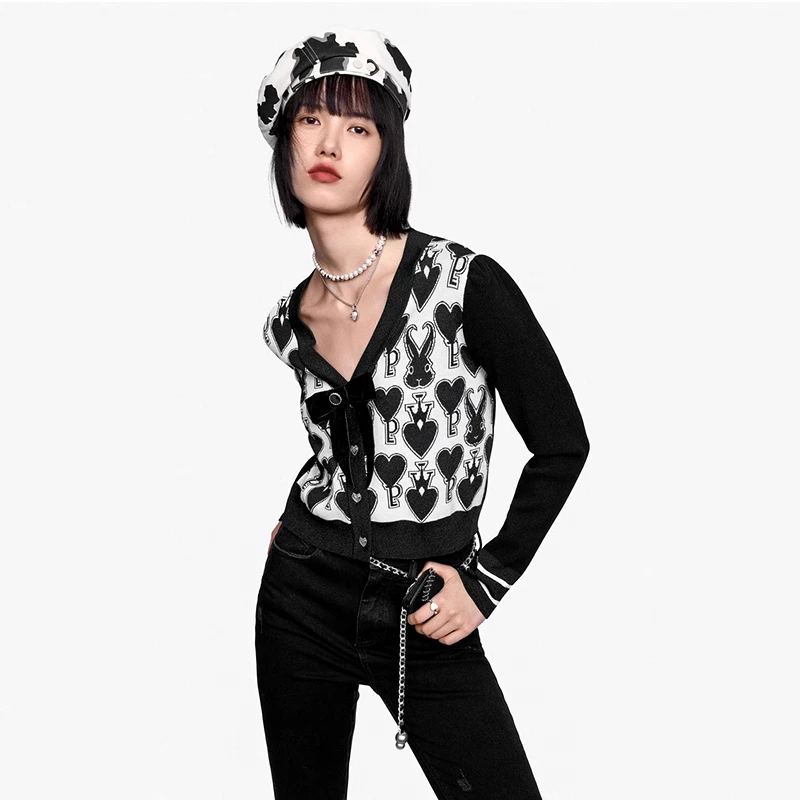 Z388主题纹样线开衫