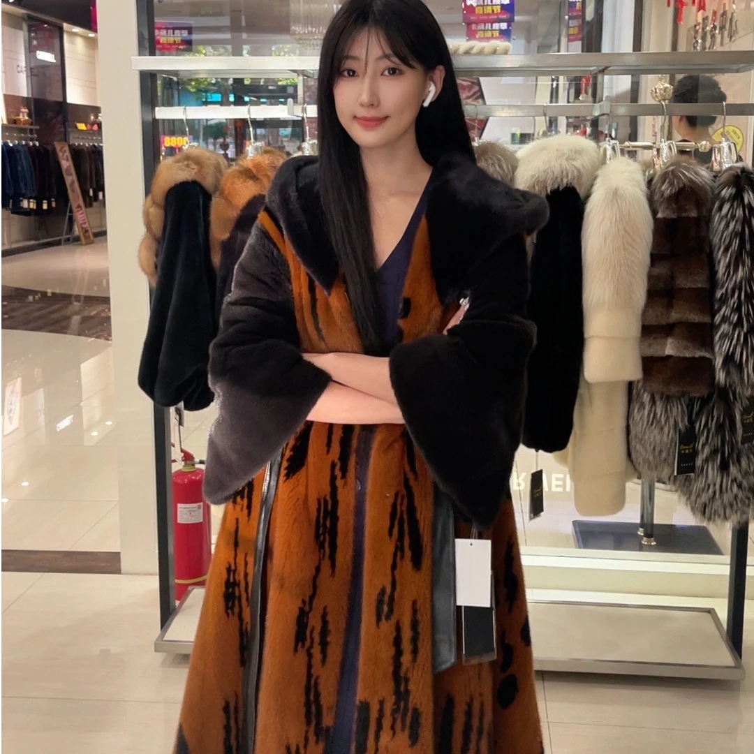 Carwell/卡葳儿进口水貂皮草 长款连帽 奶牛花 水貂皮草 FK-9135