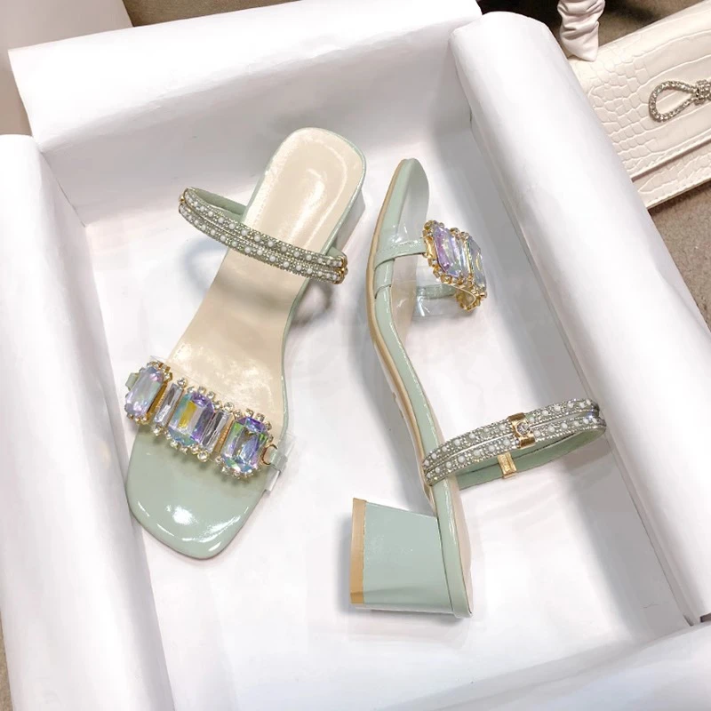 网红法式水钻凉鞋女夏2024新款粗跟高跟鞋爆款时尚气质仙女风凉拖