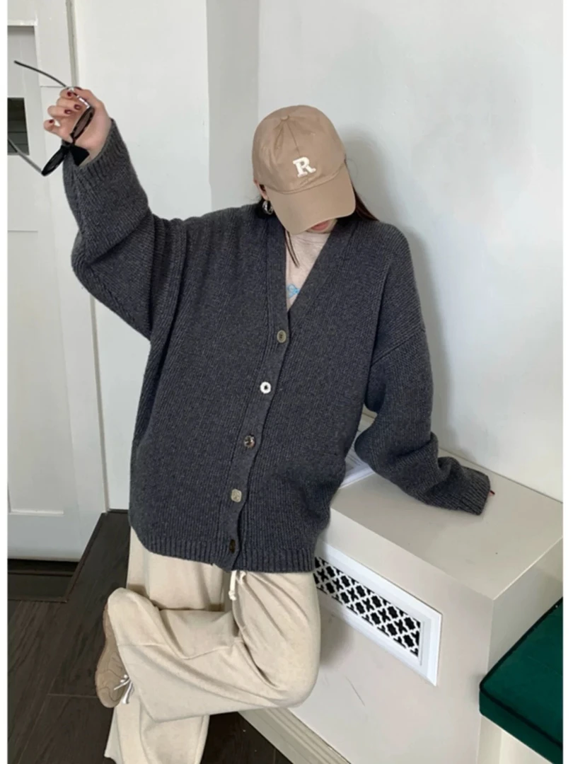 RANYI LONDON 后片绣花V领开衫女2024年秋季新款