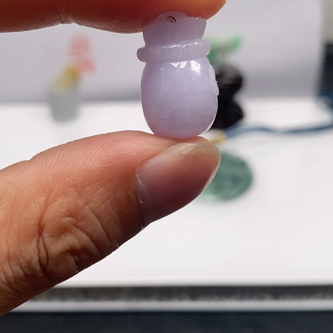 翡翠颈饰未镶嵌天然翡翠