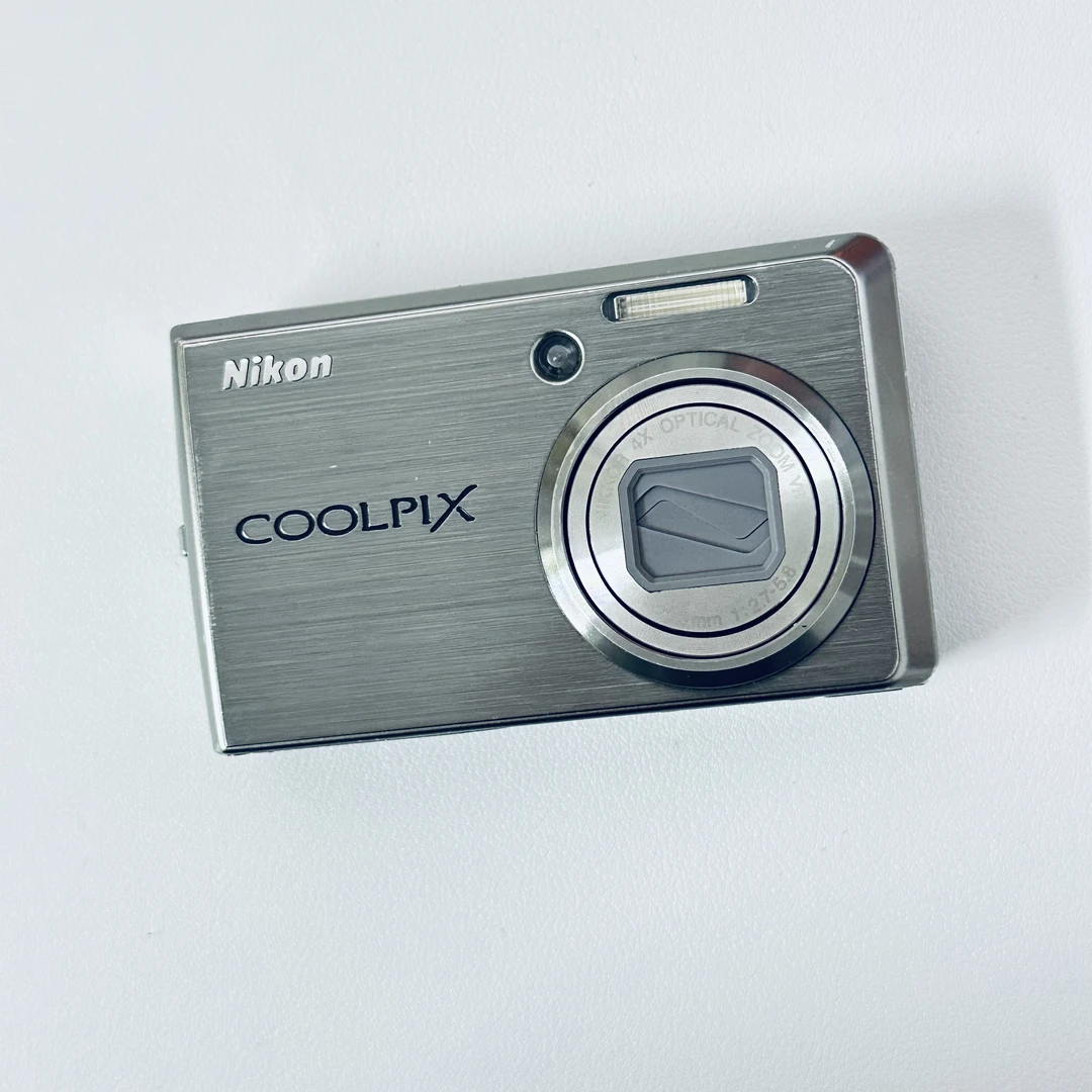 9新 Nikon/尼康 s600屏幕贴膜出片奶油显白福利价