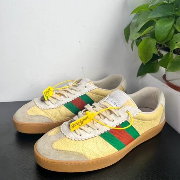 GUCCI/古驰41欧码奶黄德训蜜蜂板鞋无配件成色自定义wdf458