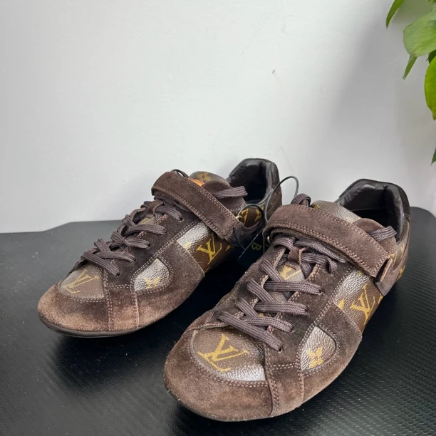 LV/路易威登39欧棕老花魔术贴板鞋成色自定义无配zg186