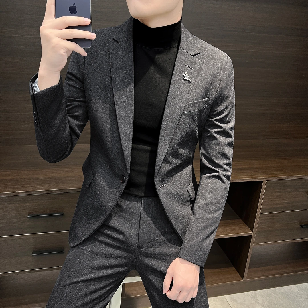 条纹西装外套男款爆款2025新款秋季款帅气商务男装男士休闲小西服