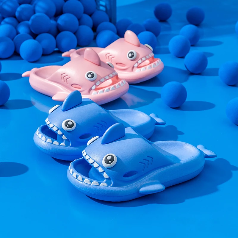 妙优童儿童夏季EVA凉拖鞋小孩居家室内外防滑可爱男女童鲨鱼凉拖