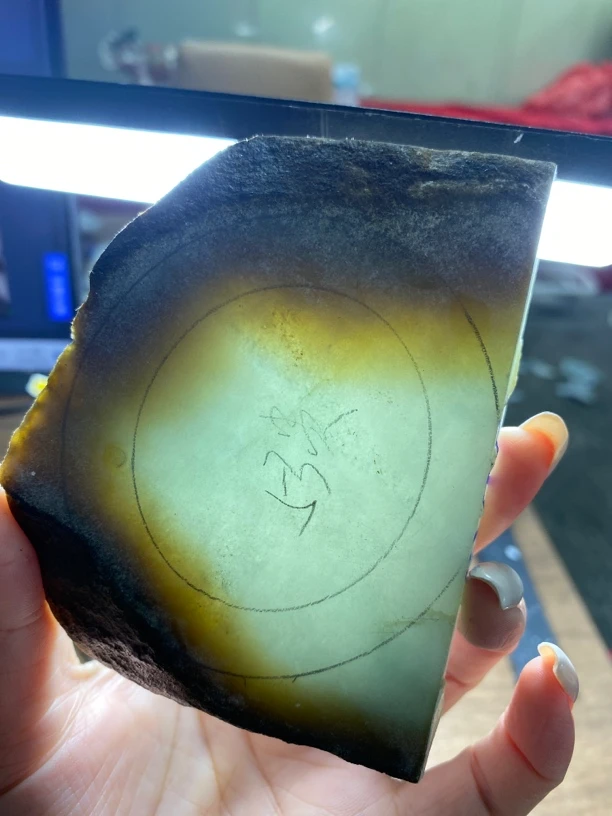 缅甸天然翡翠A货边角