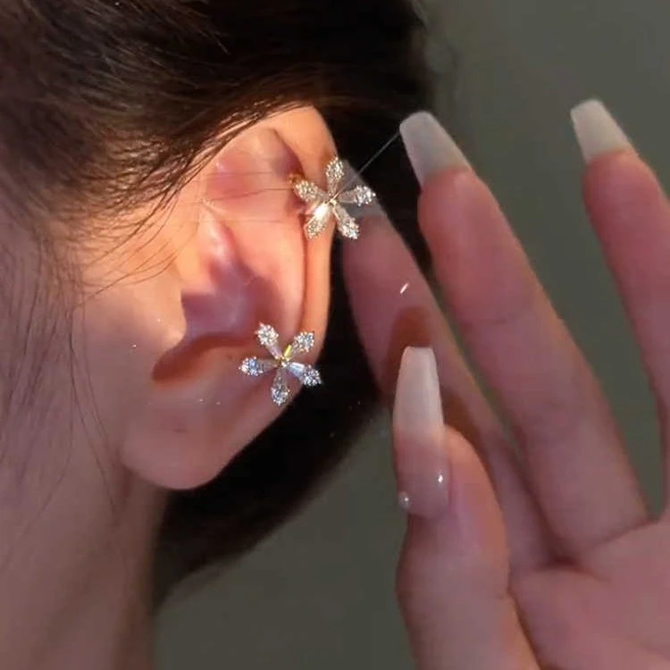 铜合金合成锆石耳饰 小花设计高级感小巧少女冷淡风百搭无耳洞ins