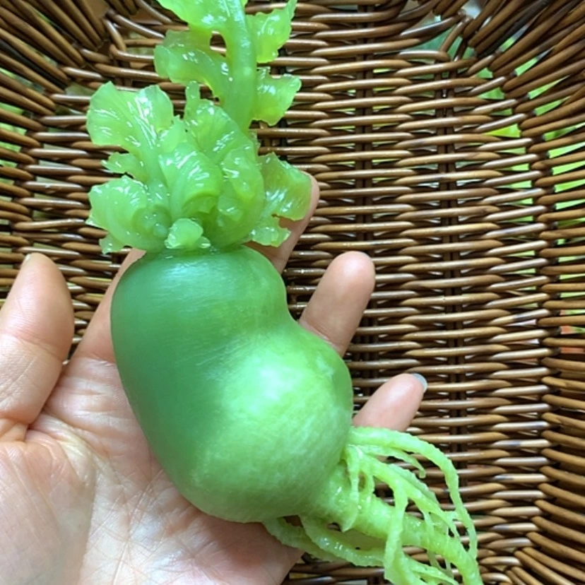 【闪购商品】蛇纹石玉摆件未镶嵌邓*
