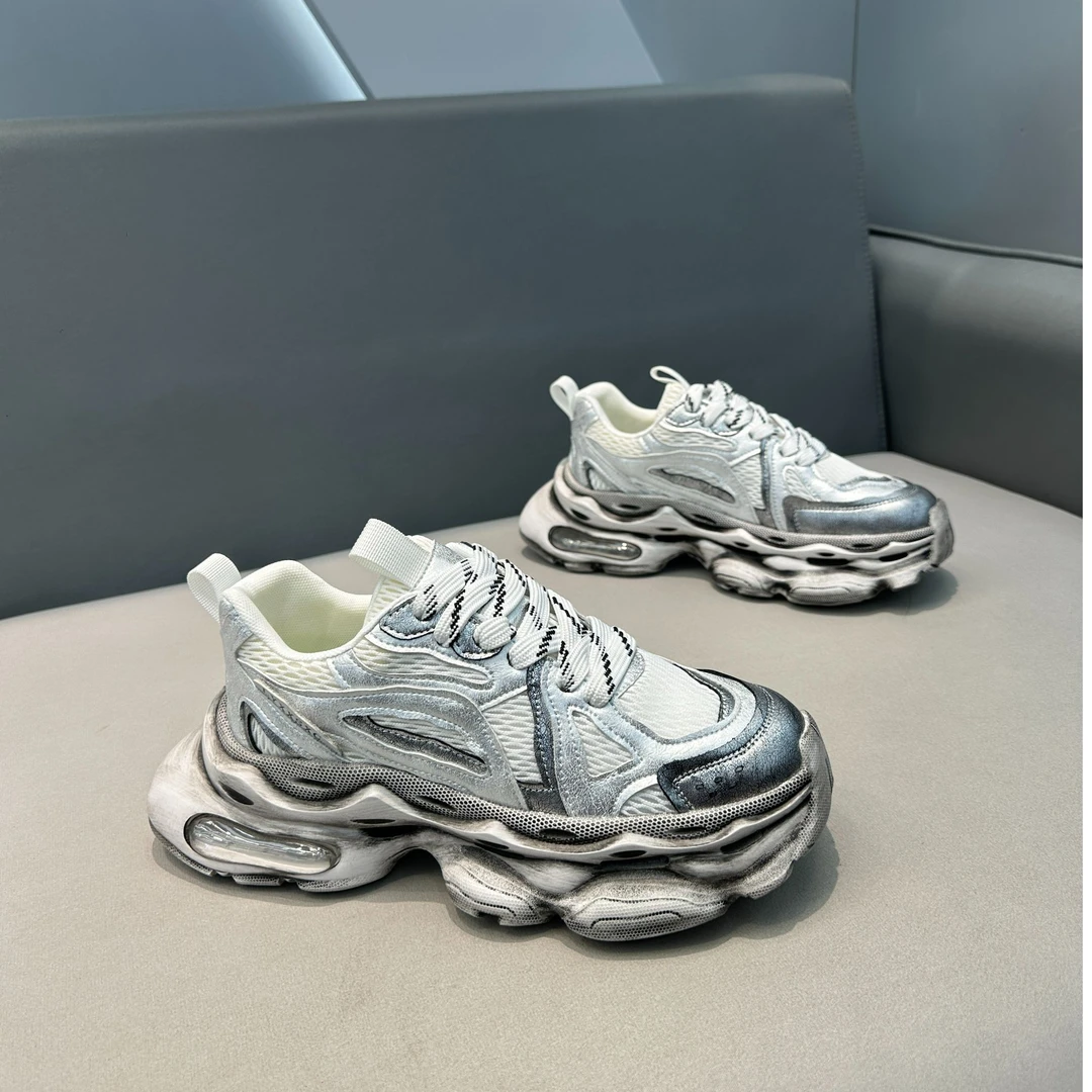 2024年秋季新款时尚百搭个性潮流低帮软底舒适男鞋板鞋运老爹鞋