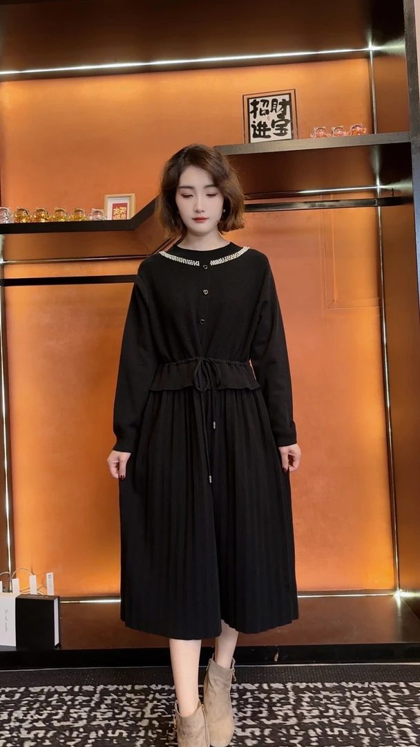 08 DD秋冬新款气质时尚显瘦百搭钉珠大码洋气毛衣针织连衣裙