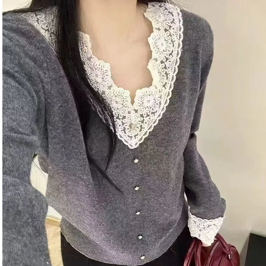 【罗罗严选】6830蕾丝V领针织毛衣时尚百搭