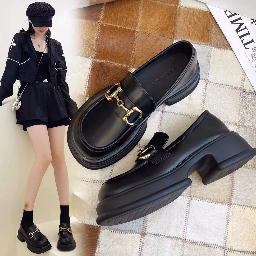 秋季厚底乐福鞋女2025春秋马鞍扣豆豆鞋女英伦风百搭黑色小皮鞋女