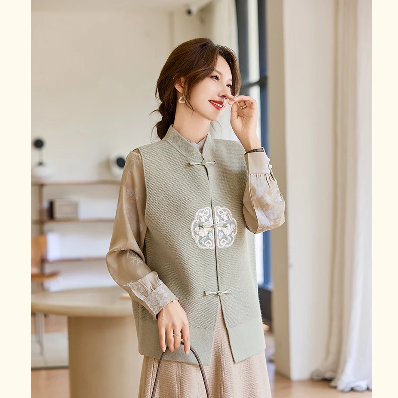 新中式妈妈秋装国风毛衣马甲2024新款洋气上衣中老年春秋坎肩外套