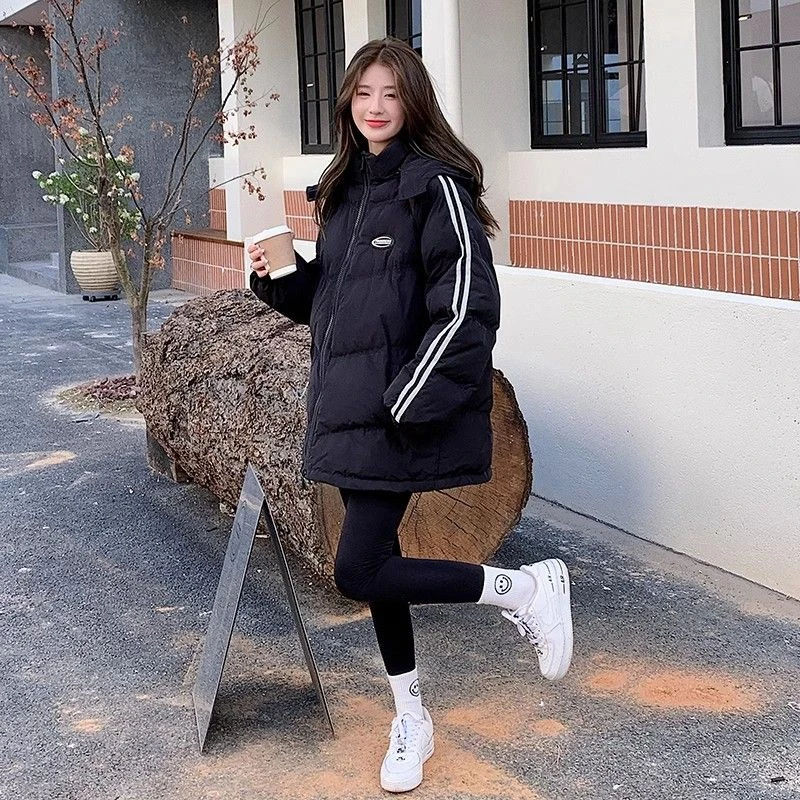 秋冬新款黑色短款两条杠羽绒面服女冬季韩版小个子运动面包羽绒服