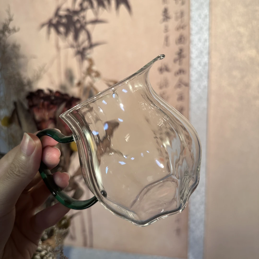 菁専梅花花瓣玻璃公道杯带手柄耐高温茶滤分茶器加厚大号公杯re6