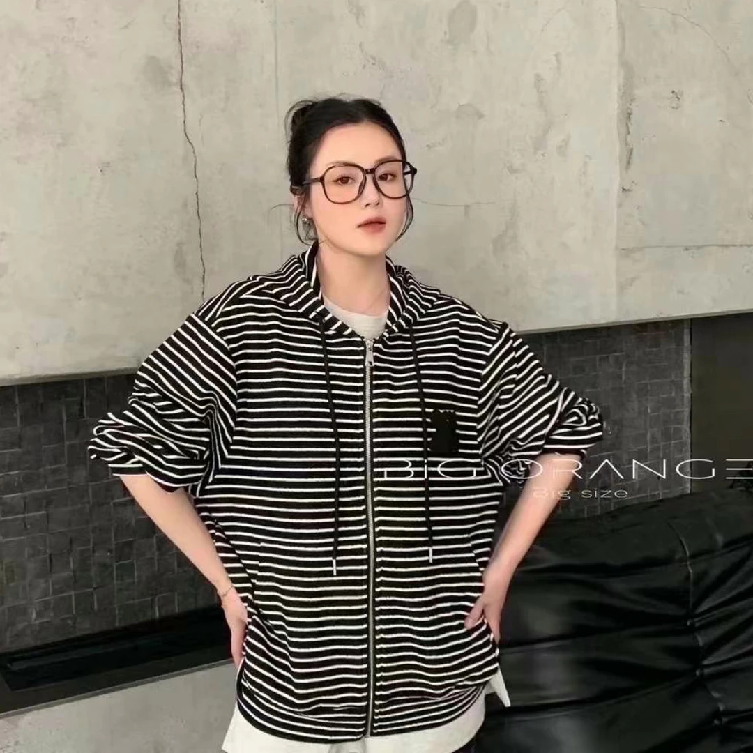 条纹连帽百搭洋气外套