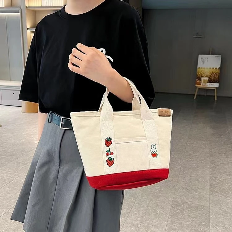 Z9老张家女包直播新款斜跨饺子包