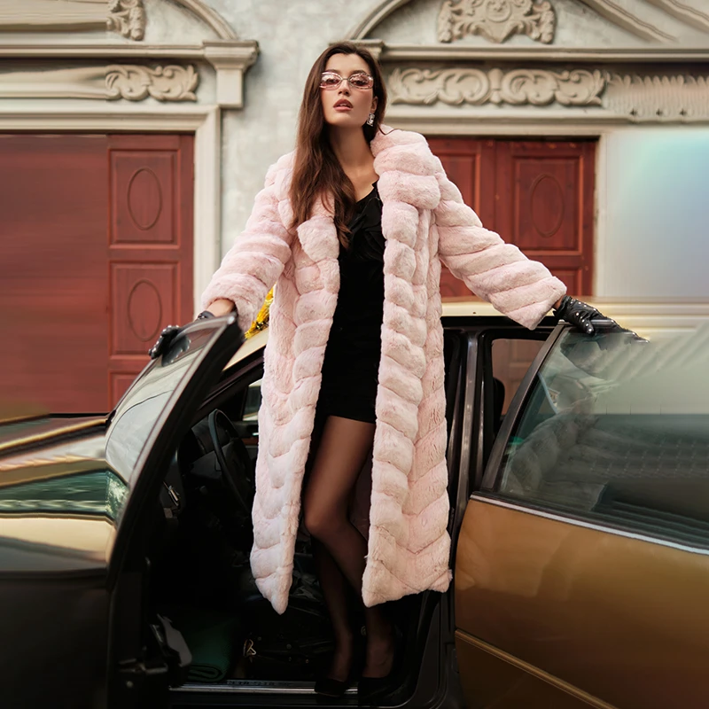 进口西装领斜排粉色少女系长款皮毛一体女士冬季外套时尚设计师