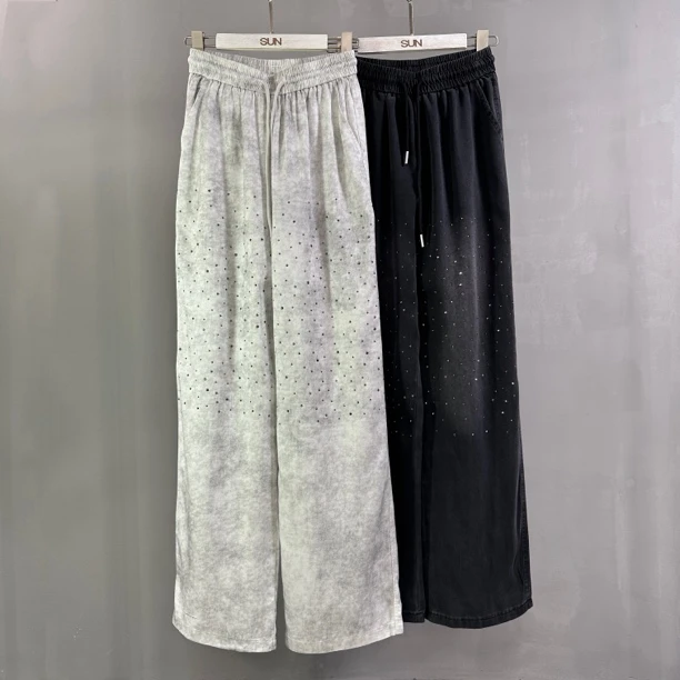 南南大版 抽绳松紧腰烫钻脏脏直筒休闲裤时尚运动百搭潮流680766