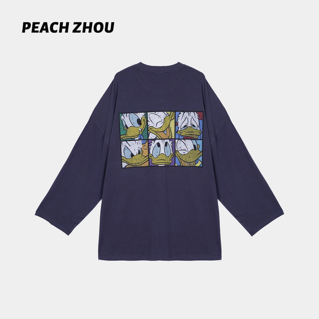 『PEACHZHOU』六格唐老鸭卡通印花大版宽松圆领长袖休闲慵懒T恤女