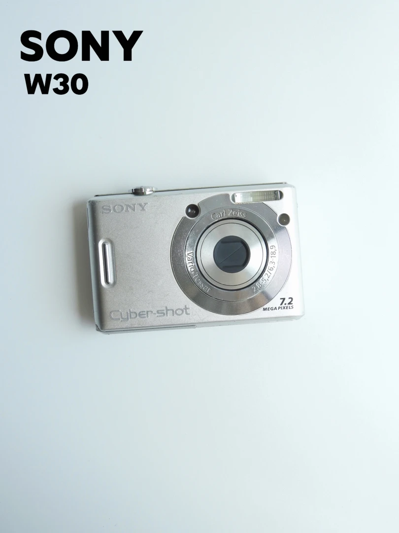 9新 Sony/索尼 w30数码相机复古ccd网红摄影二手产品售出no退换