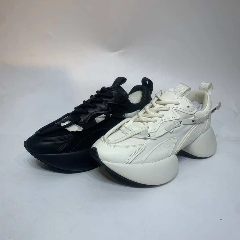 货号a556微瑕no退换 no退差价【帮面牛皮 内里羊皮 跟高3cm】品牌鞋