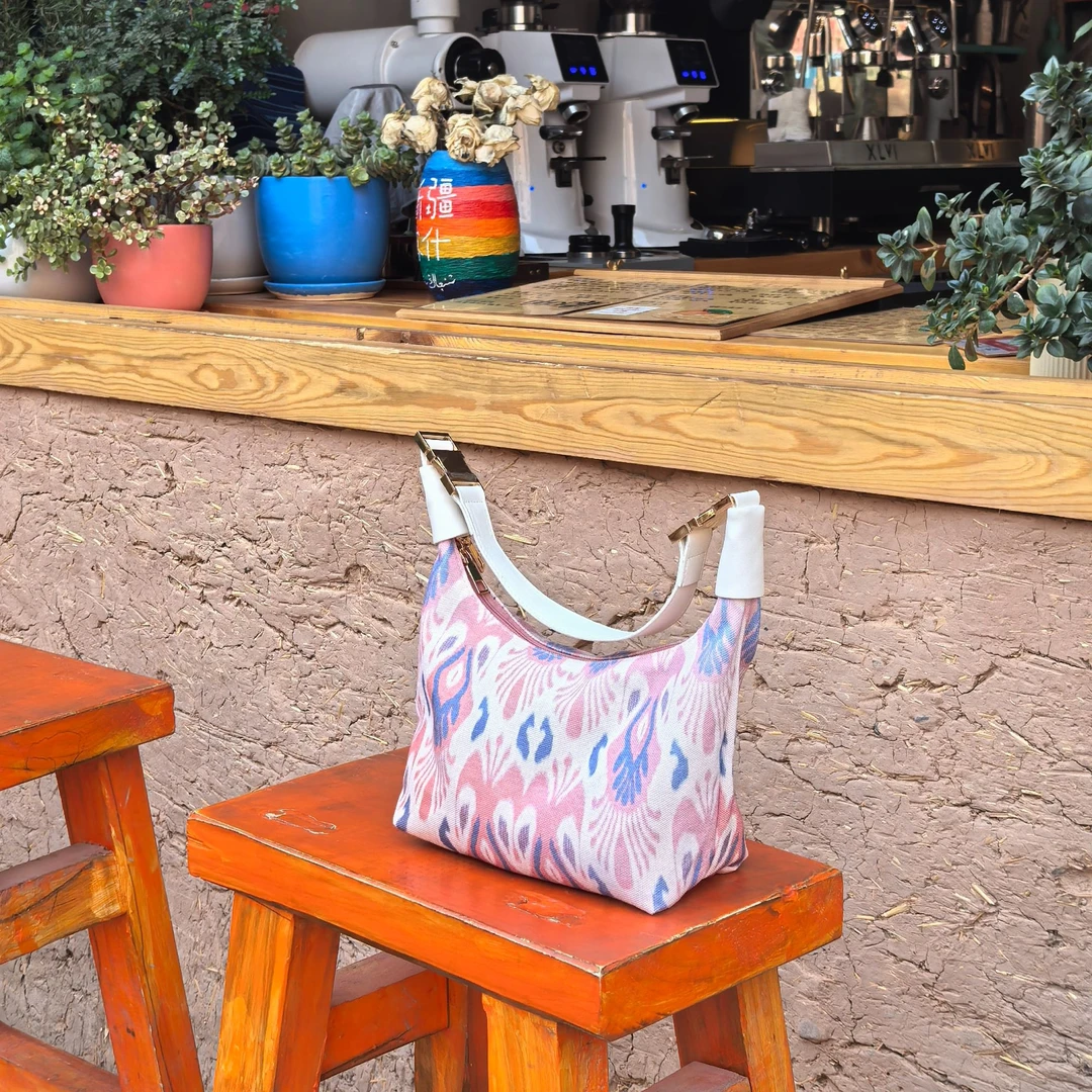 新疆原创手提小托特包