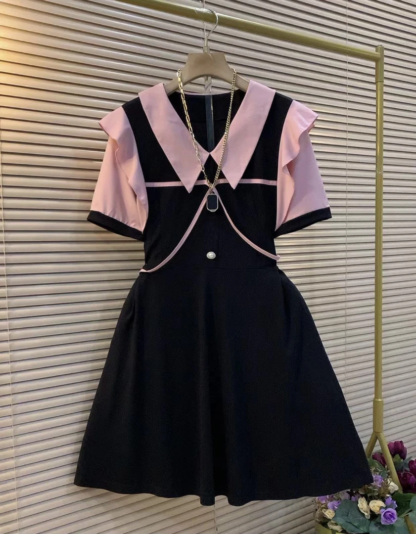 新款欧货时尚遮肉肚子显瘦气质连衣裙