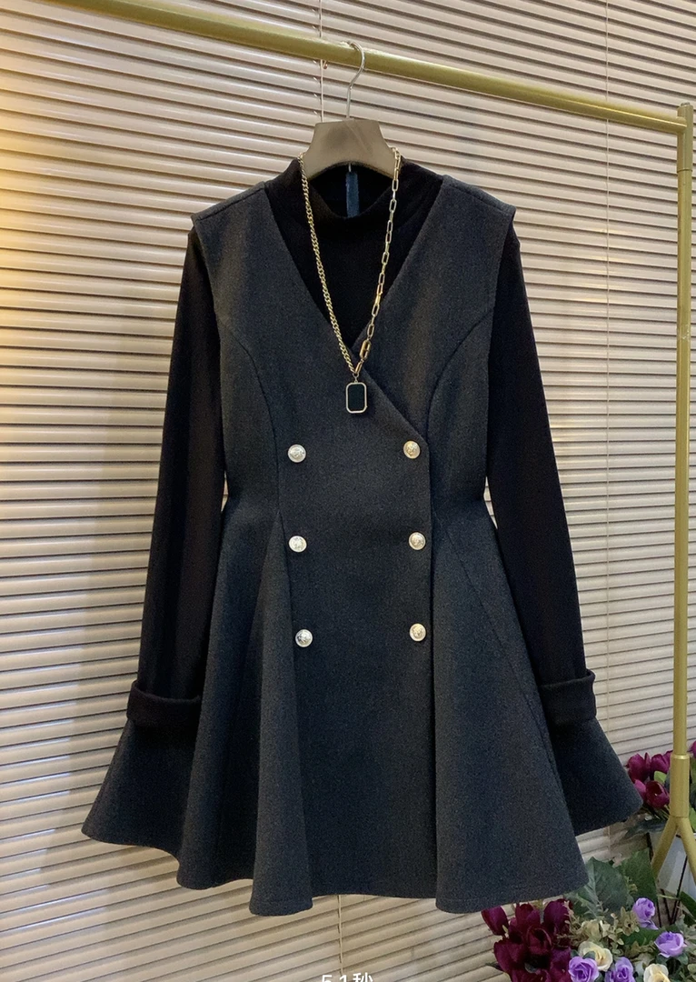 欧货新款遮肉显瘦气质百搭时尚套裙