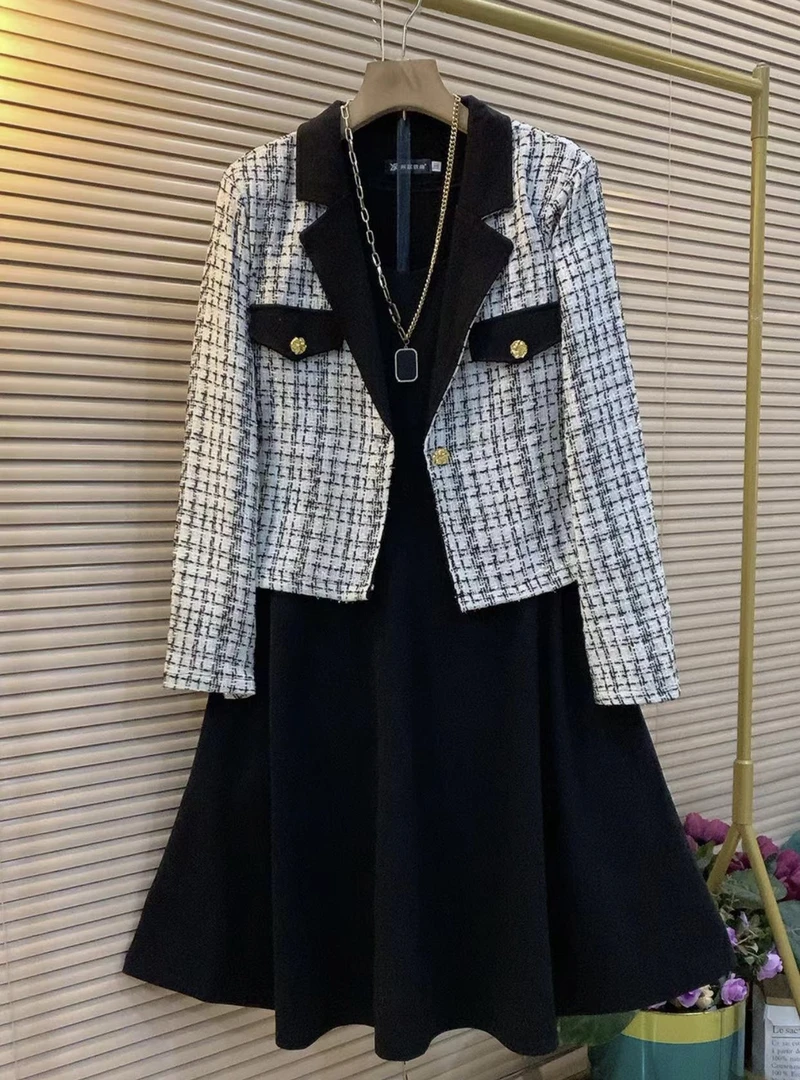 早秋新款欧货时尚遮肉显瘦气质高雅休闲套裙小香风长袖法式