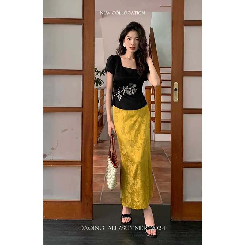 许大晴【繁金】 古典优雅国风提花缎面半身裙  D7347