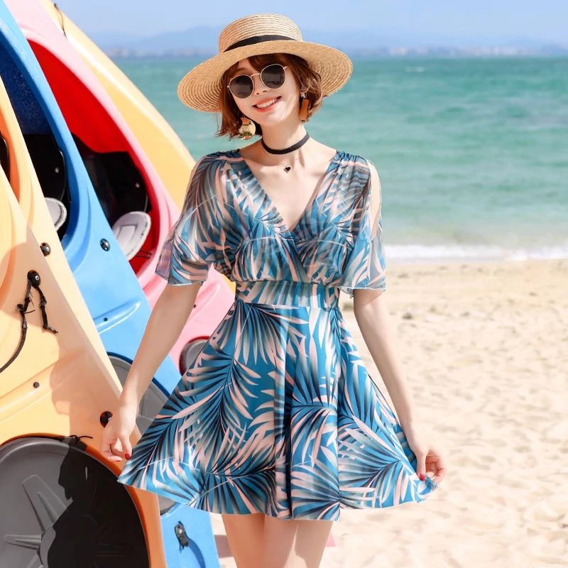 2024新款高级感游泳衣女士连体大码胖妹妹遮肚显瘦ins泡温泉泳装