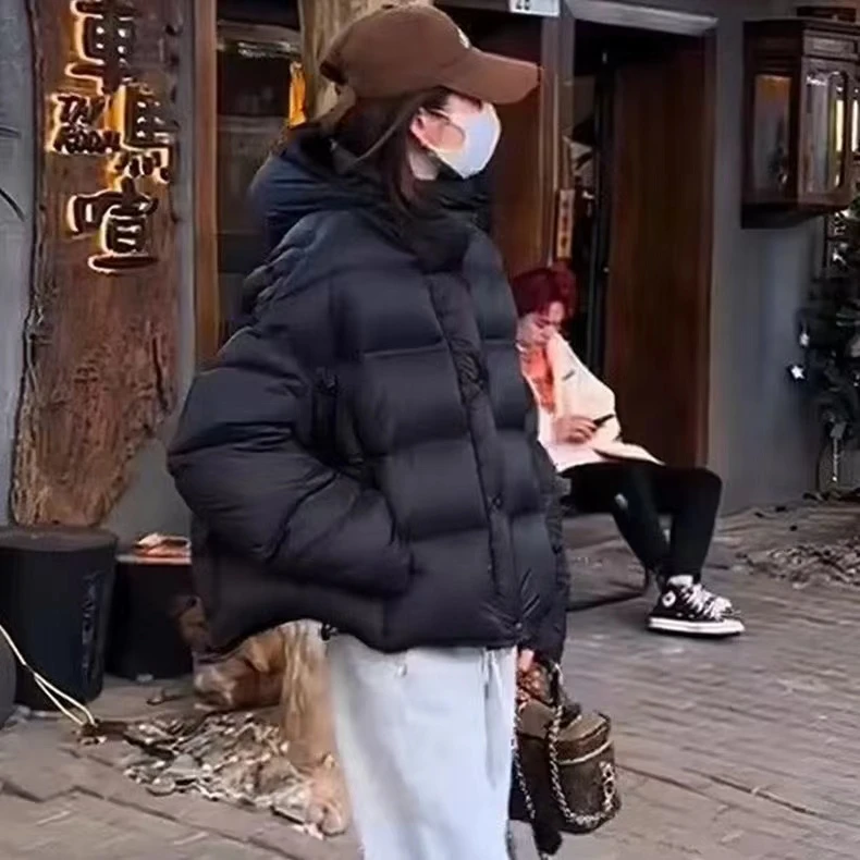 泡芙龟背奶茶色短款羽绒服女2024冬季新款白鸭绒连帽面包服外套